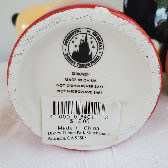 Mickey Mouse Head Mug Disney Theme Parks ceramic with lid, red cup - Picture 12 of 12